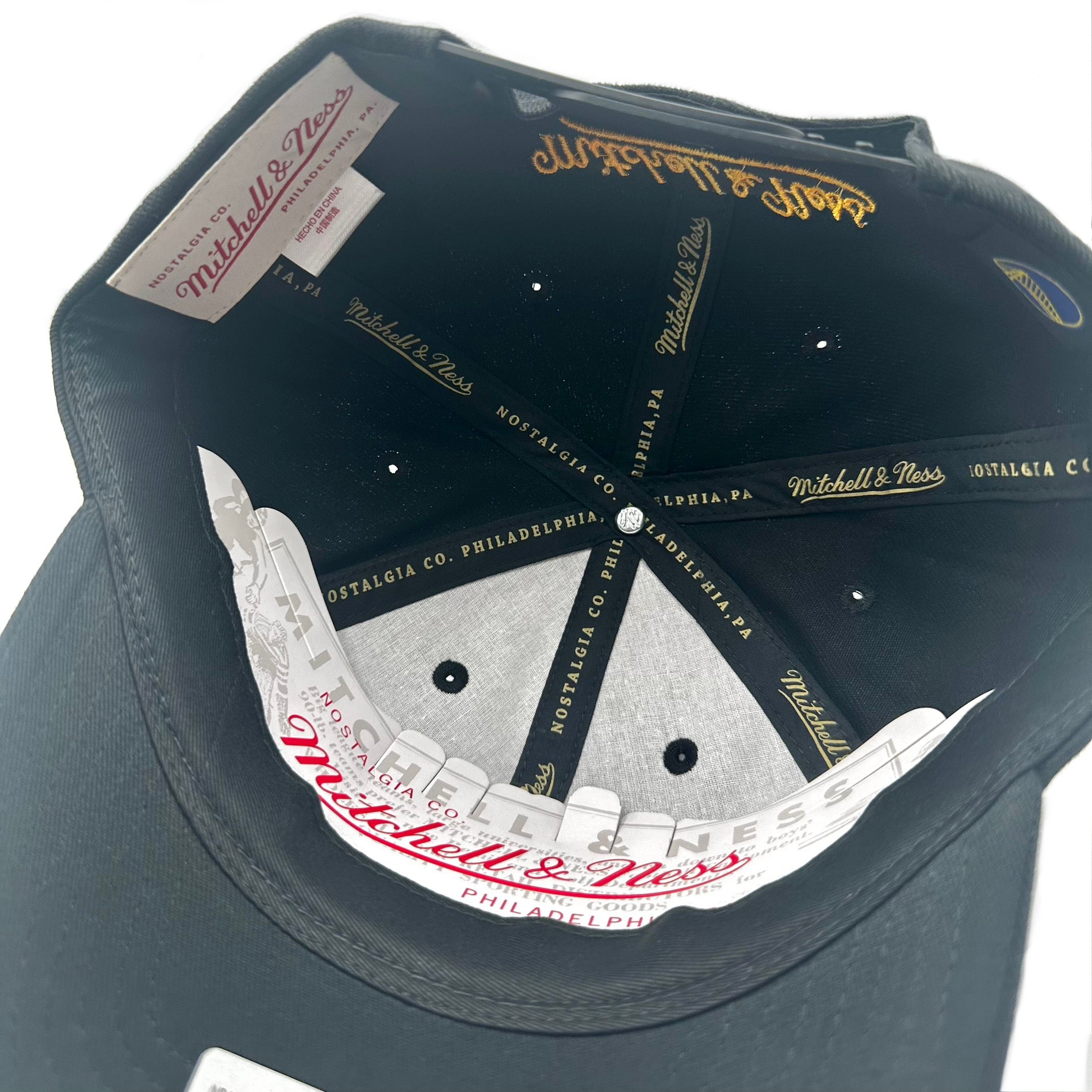 Golden State Warriors Hat - Black NBA Core Classic Deadstock Snapback - Mitchell & Ness